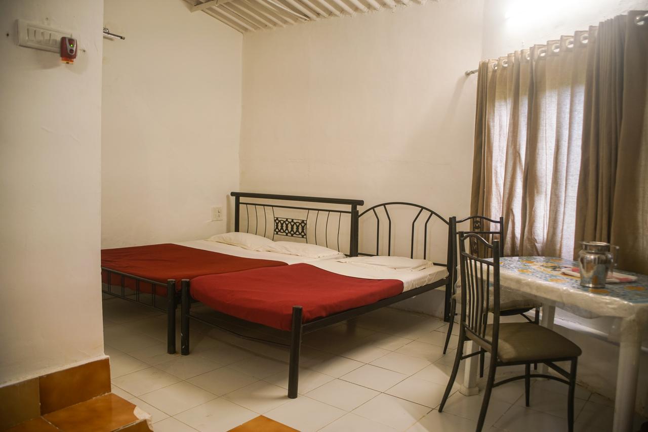 สเตอร์ลิง เนเจอร์ เทรล ทาโภสา ชวาหาร Hotel Birjpara ภายนอก รูปภาพ