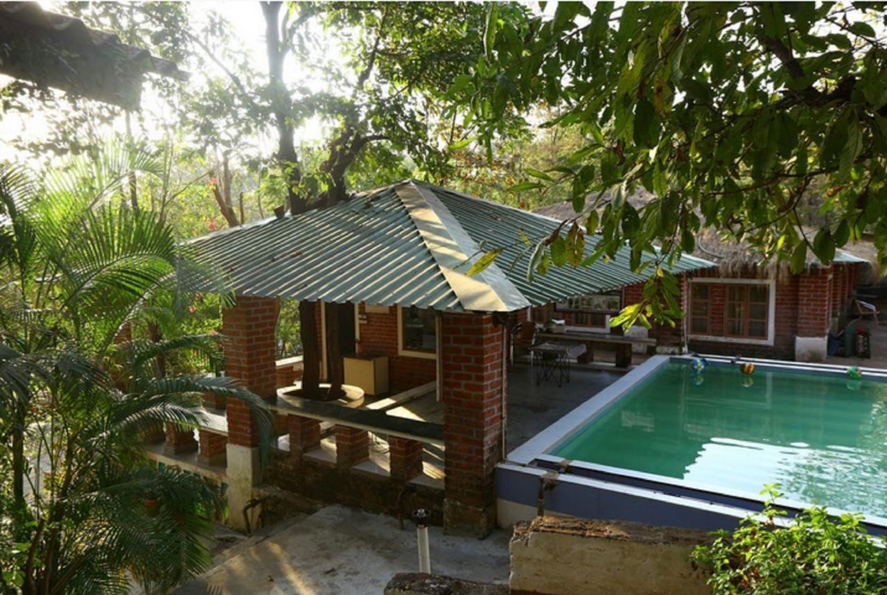 สเตอร์ลิง เนเจอร์ เทรล ทาโภสา ชวาหาร Hotel Birjpara ภายนอก รูปภาพ